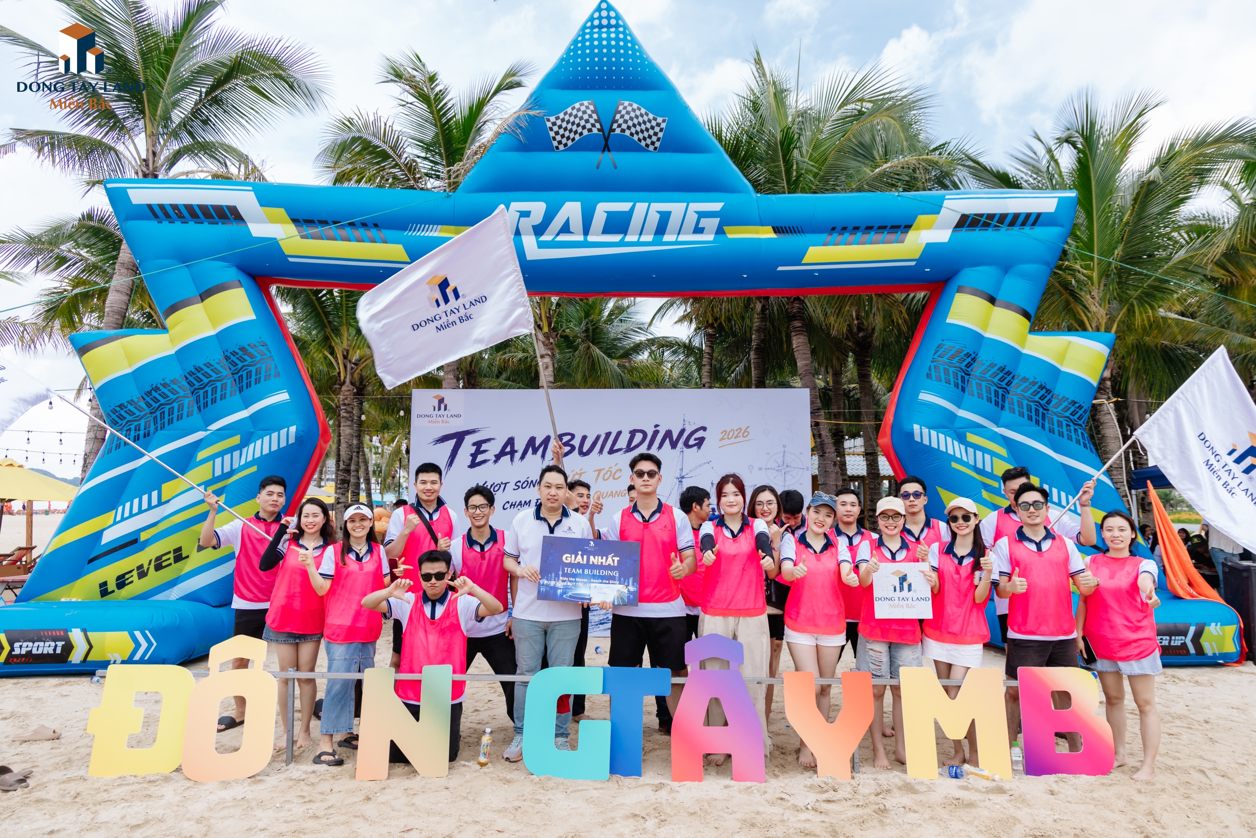 Teambuilding Đông Tây Land MB 3