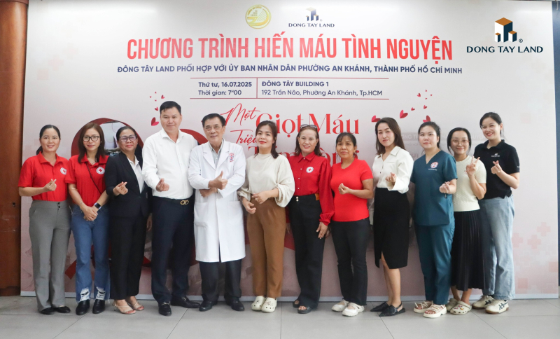 Chương trình "Một giọt máu - Triệu tấm lòng" tai Đông Tây Land
