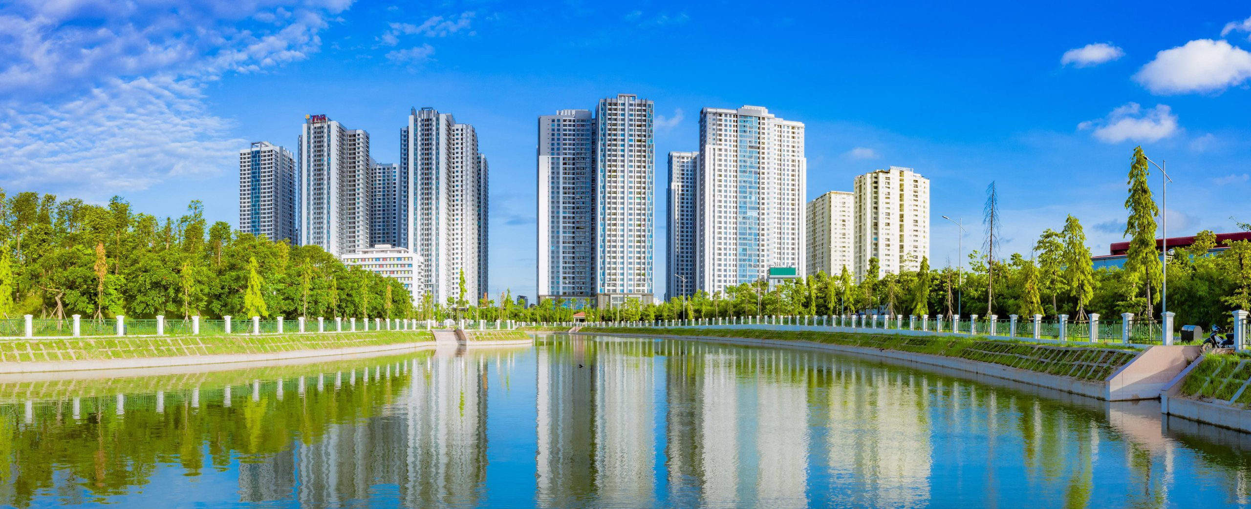 ROX Tower Goldmark City