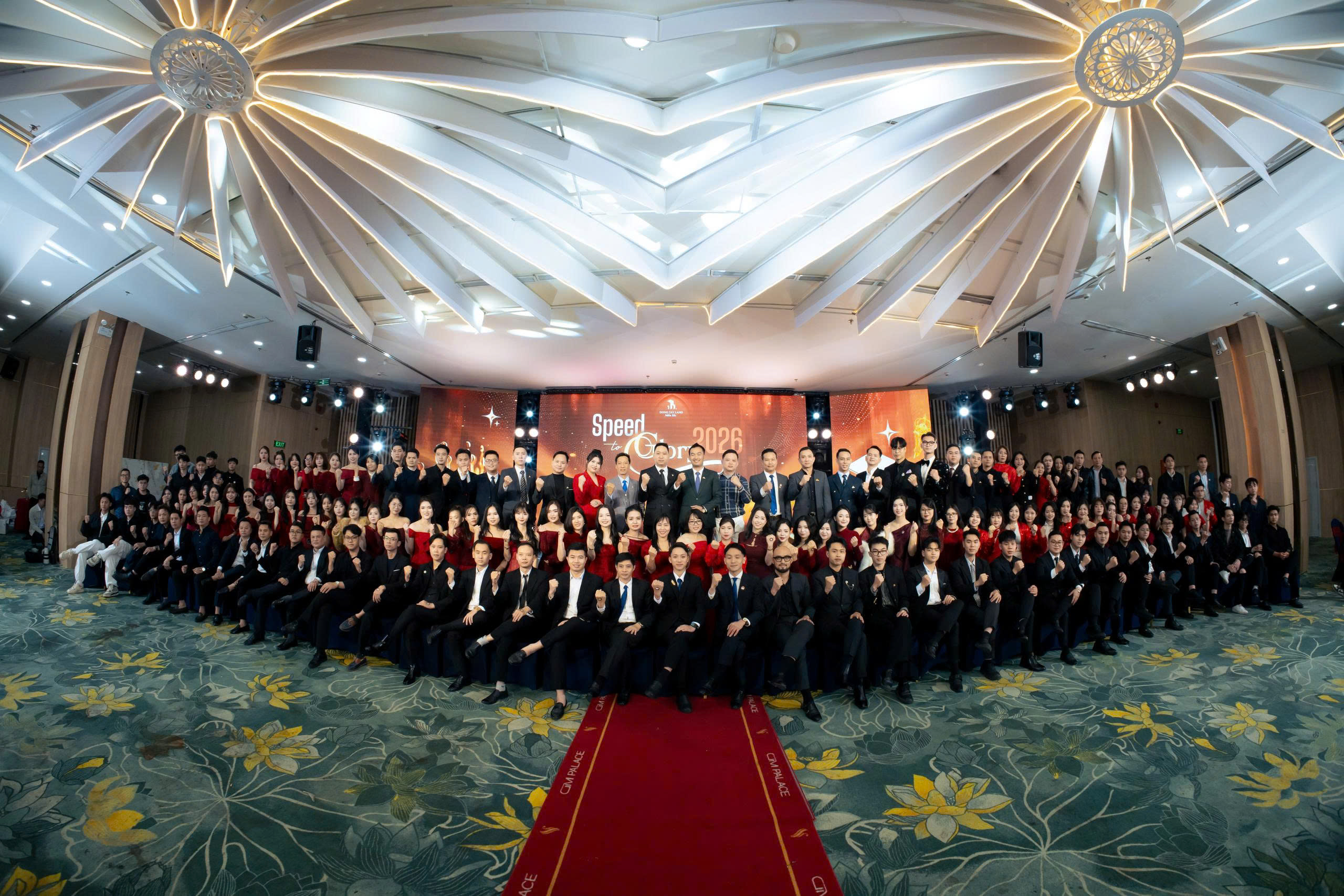 Dong tay land mien bac - Year end party 2025